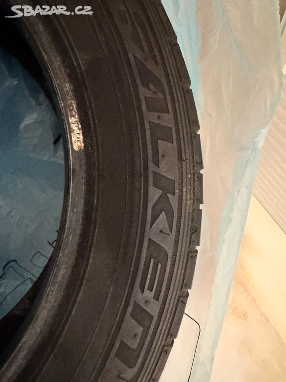 pneumatiky Falken Linam Van01 215/60 R17