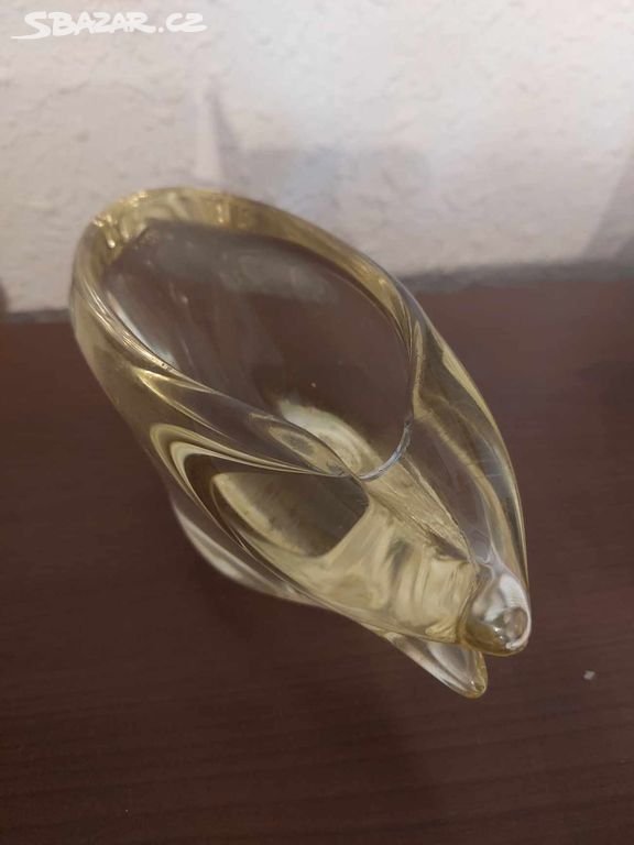 Popelník na doutníky, citrínové hutní sklo