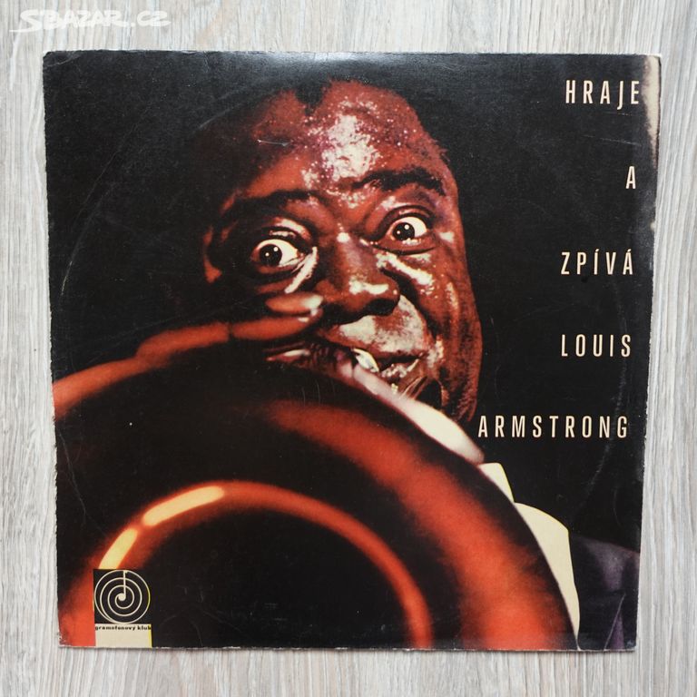 LP deska - Hraje a zpívá Louis Armstrong