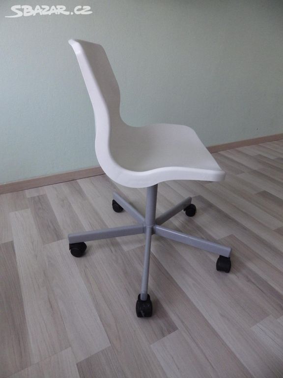 Otočná židle IKEA použitá
