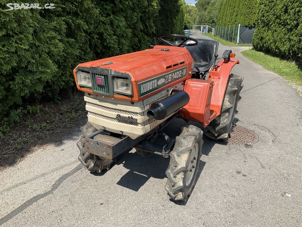 Japonský malotraktor Kubota ZB1402-M , 14Hp, 4x4