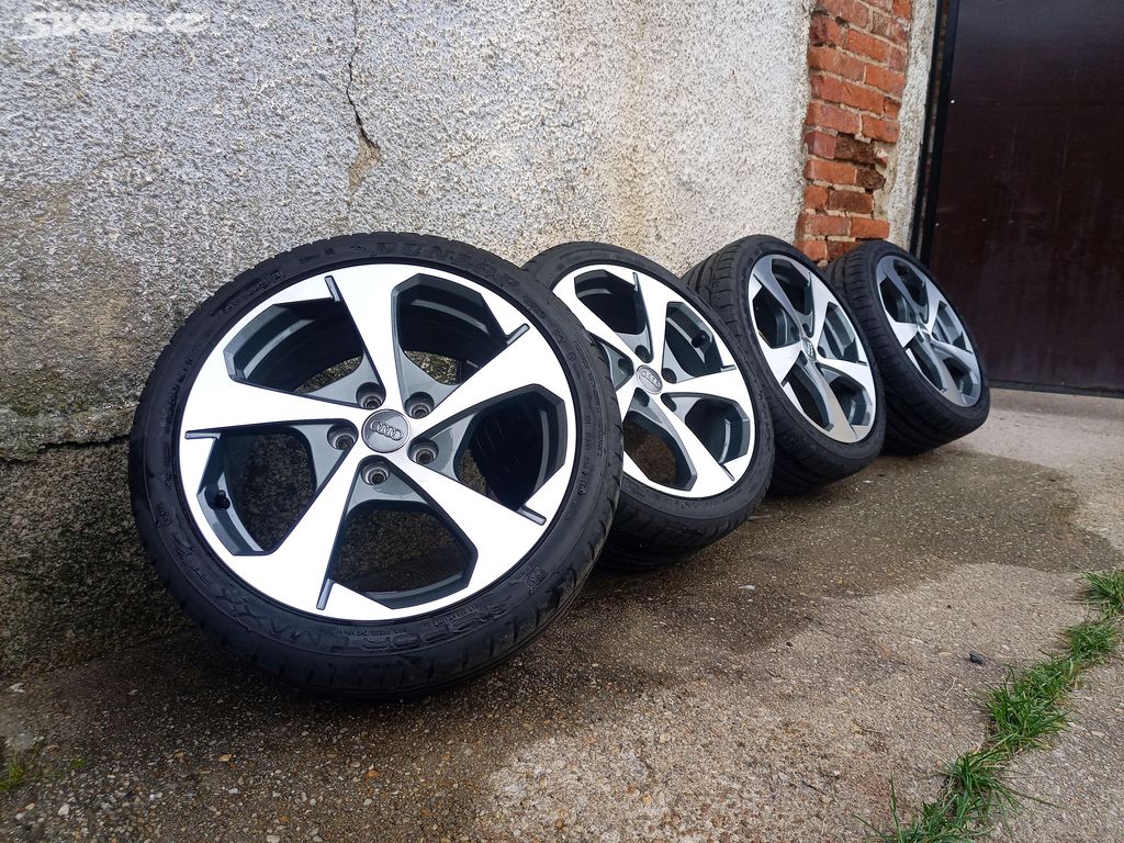 Alu original Audi A3 R18 5x112 sada 47