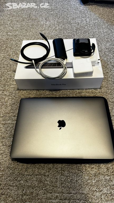 MacBook Pro 15", Intel7 ,16, SSD 500+USB-C HDD 1TB