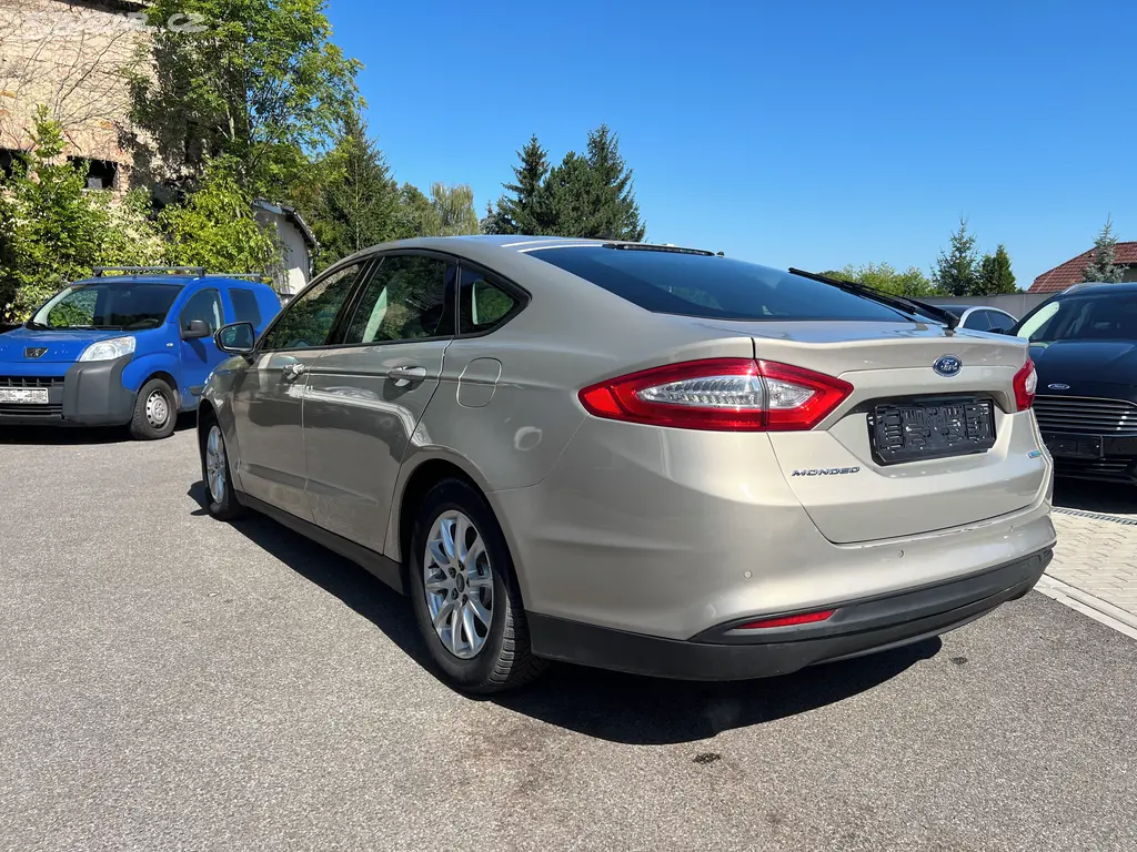 Ford Mondeo 1.5 Ti-VCT 118 kW - fotka 4