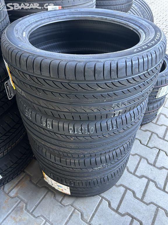 PIRELLI POWERGY 225/45 R17 94Y sada letních pneu