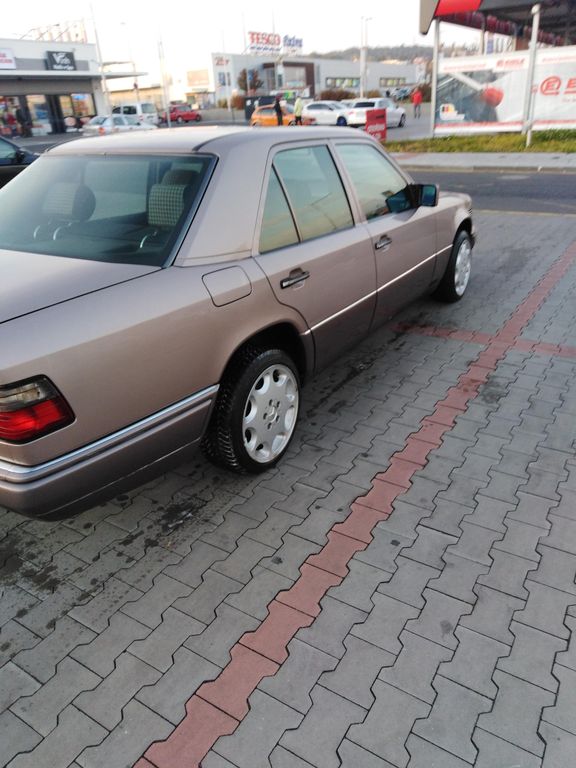 Mercedes W124 2,5 turbo D