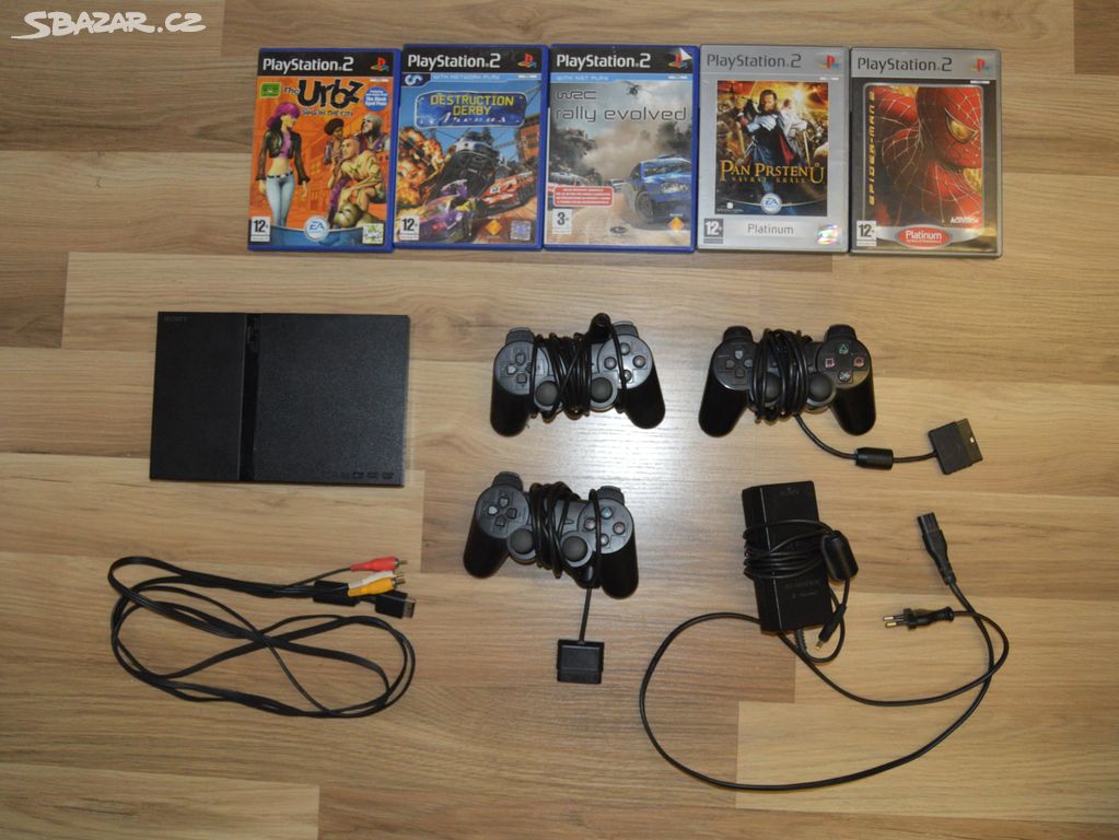 Playstation 2 SLIM + hra (pouze 1) PÁN PRSTENŮ