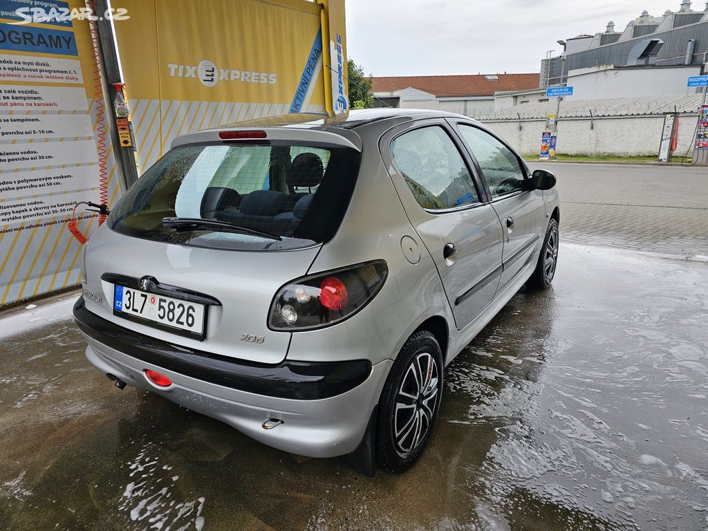 Peugeot 206 1.4i automat