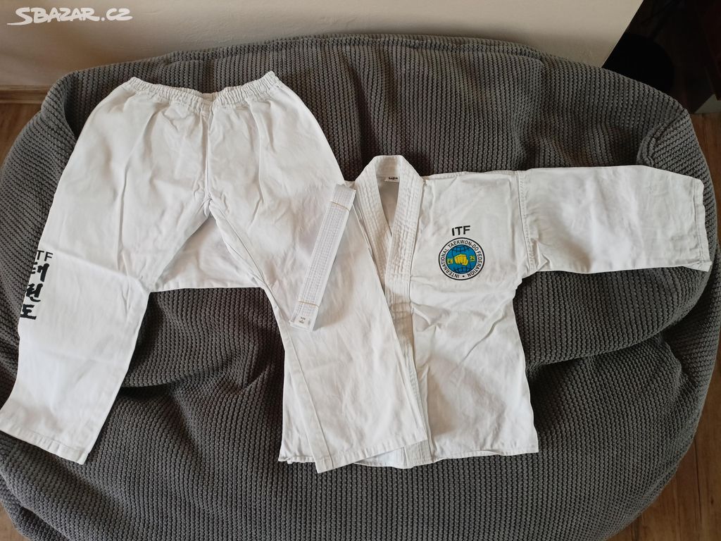 Dobok na Taekwon-do ITF vel. 145 nový + bílý pásek