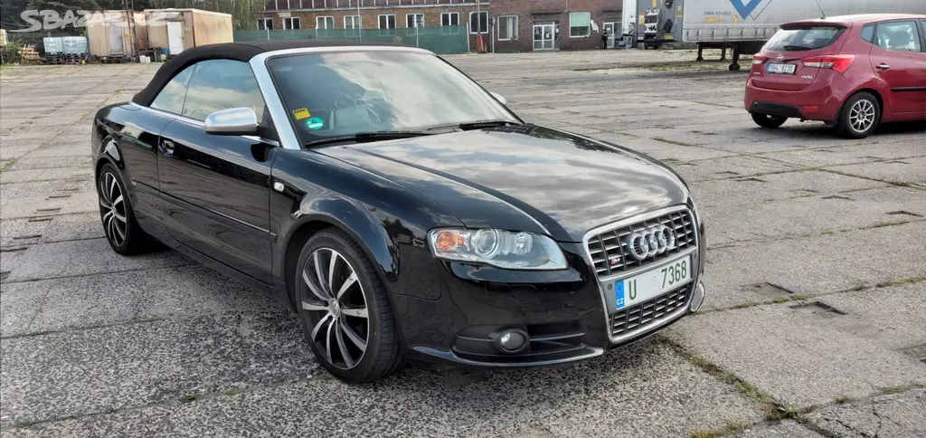 AUDI A4 S -line cabrio 3,0 TDI 4x4 140t.km - fotka 4