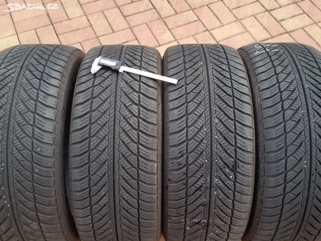 245/45 R18 100V XL zimní pneu GoodYear 7-8mm