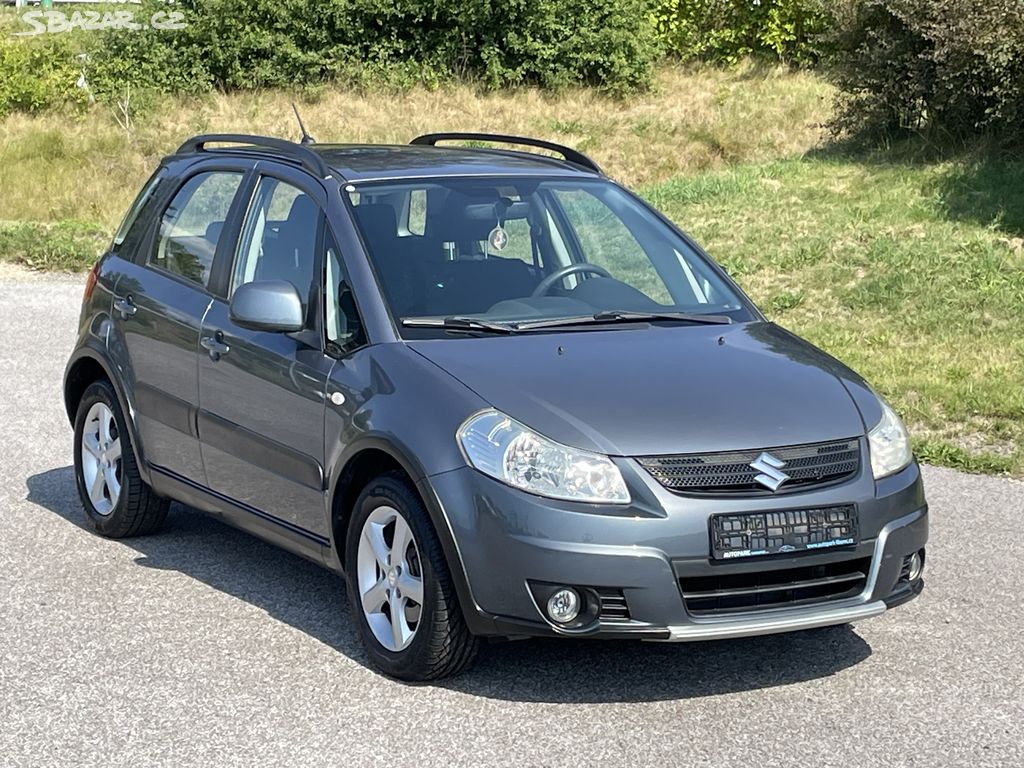 Suzuki SX4 1.6 benzín Comfort - 64737km - nová STK