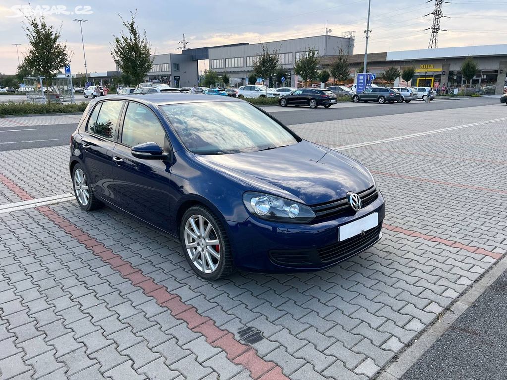 Volkswagen Golf VI 1.6i 75kw naj 108t 1maj v ČR