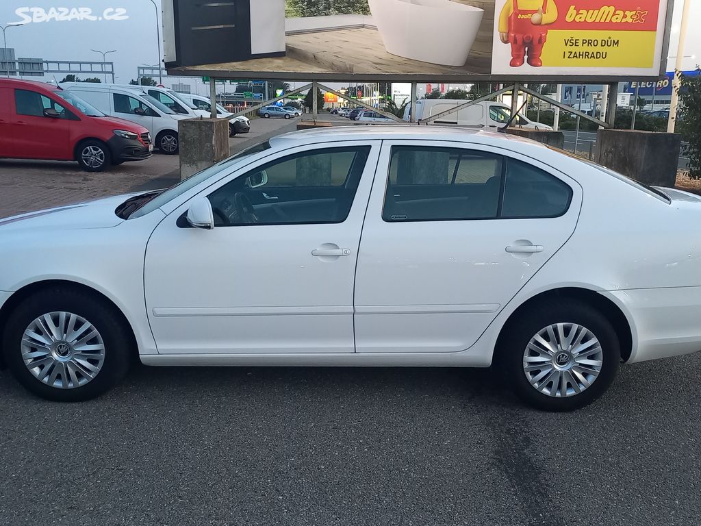 Škoda Octavia 1.6 TDI naj. 110 000 km ČR cebia