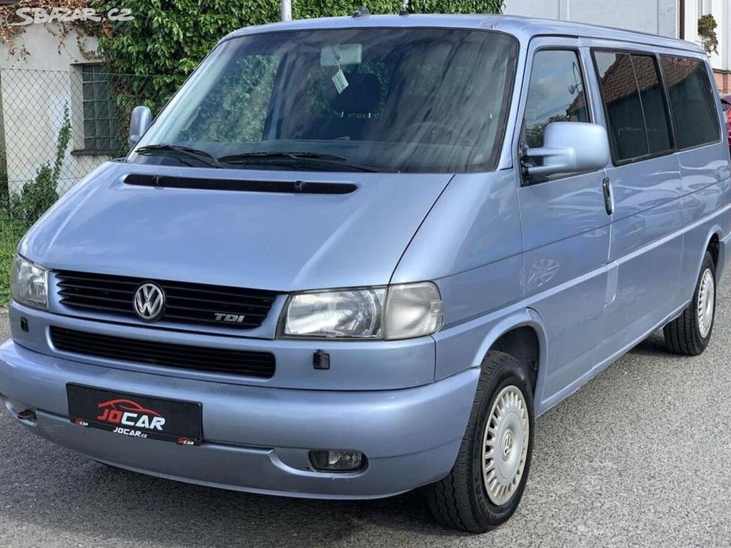 Volkswagen Caravelle 2.5TDi 75kw 8 MÍST TAŽNÉ