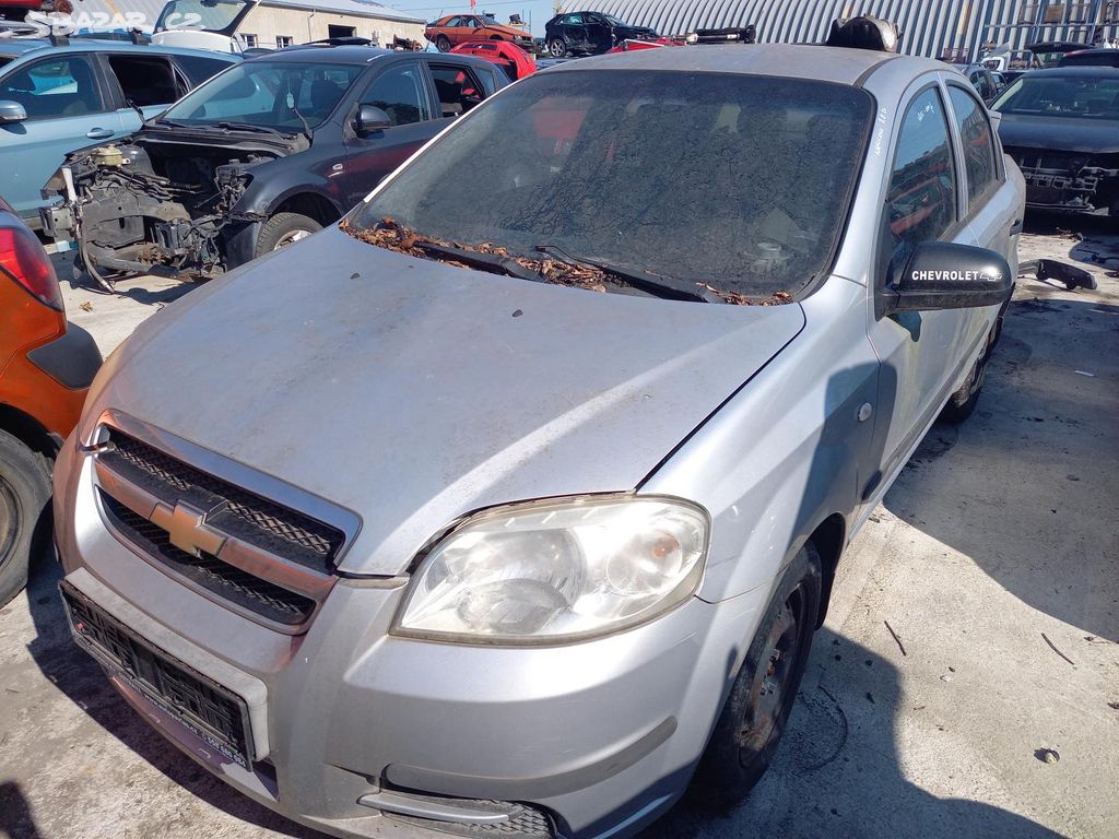 Chevrolet Aveo 1.2 ( B12D1 ) 62kW r.2009 stříbrná