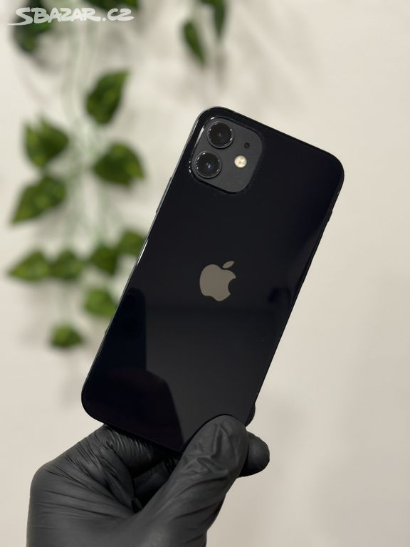 iPhone 12 64GB černý