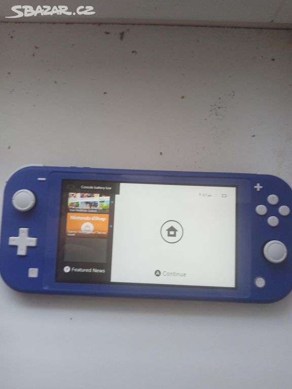 prodám konzoli Nintendo Switch Lite plně funkční