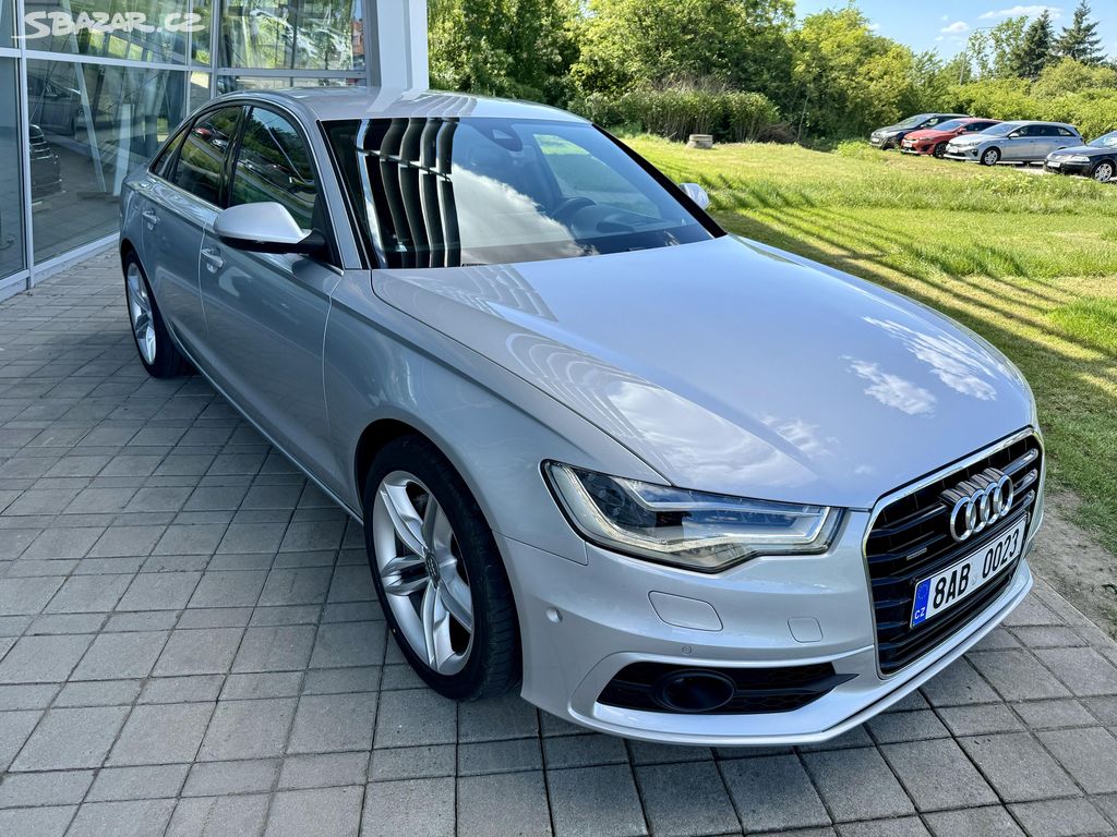 AUDI A6 C7 3.0TFSi 220kW Quattro plná výbava!!!