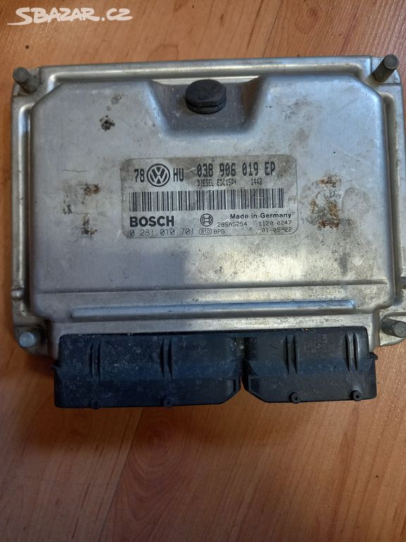 Řídicí Jednotka Motoru VW 038906019EP Bosch