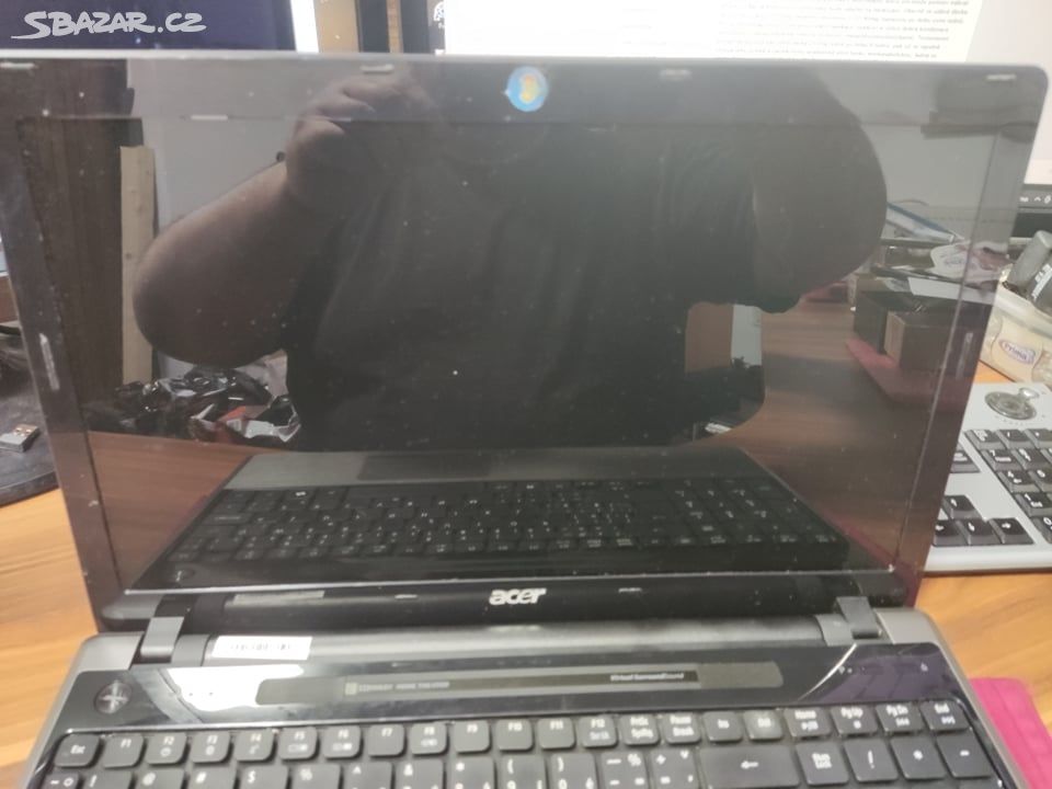 15,6" Core i3 ACER 5820ZT,SSD 256gb,4gb DDR3,HDMI