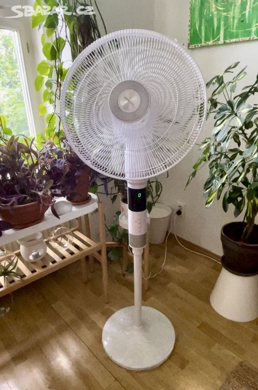 Stojanový ventilátor