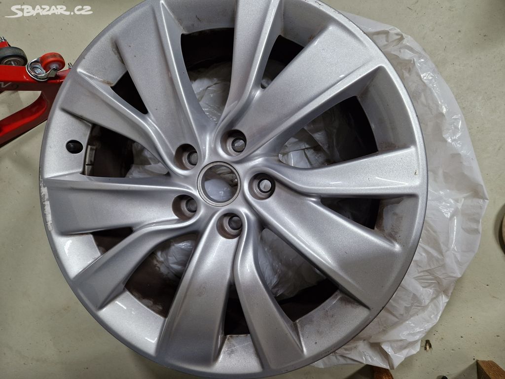 Alu disk Opel 18" 1 ks možno i s pneu