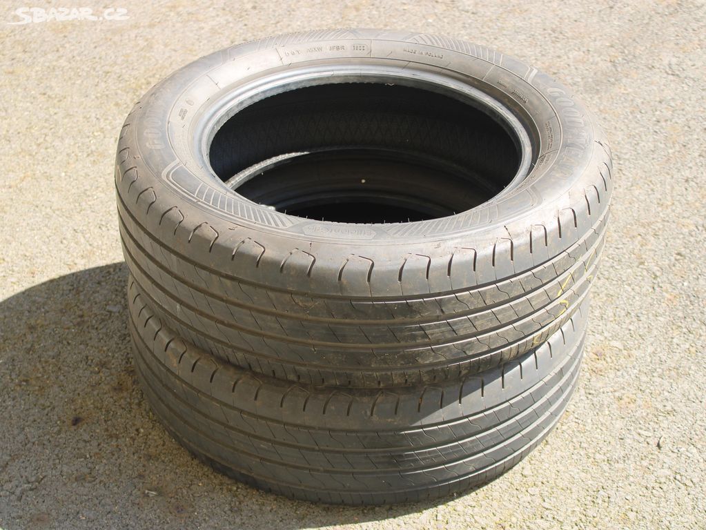 2ks letních pneu 205/60/16 92H GoodYear