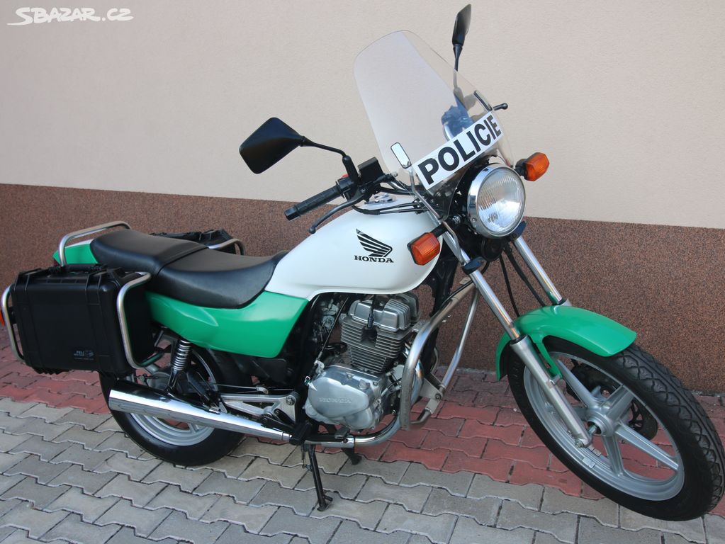 Honda CB250 MC26P r.v.2000 Policejní,Policie ČR,MV