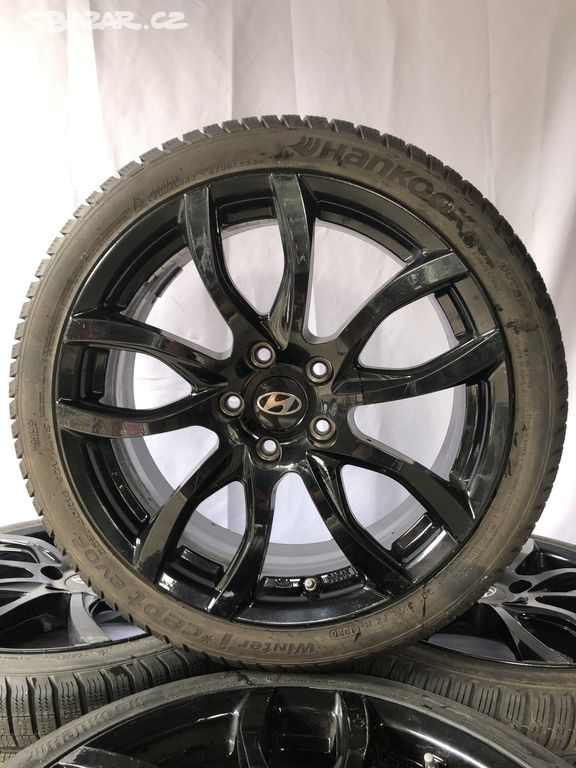 Alu kola Hyundai 5x114,3 r18 + 225/40/18