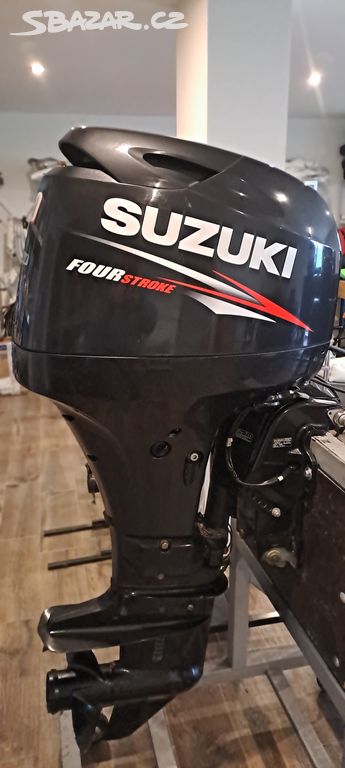 Lodní motor Suzuki 40hp, el.start, trim, dobíjení