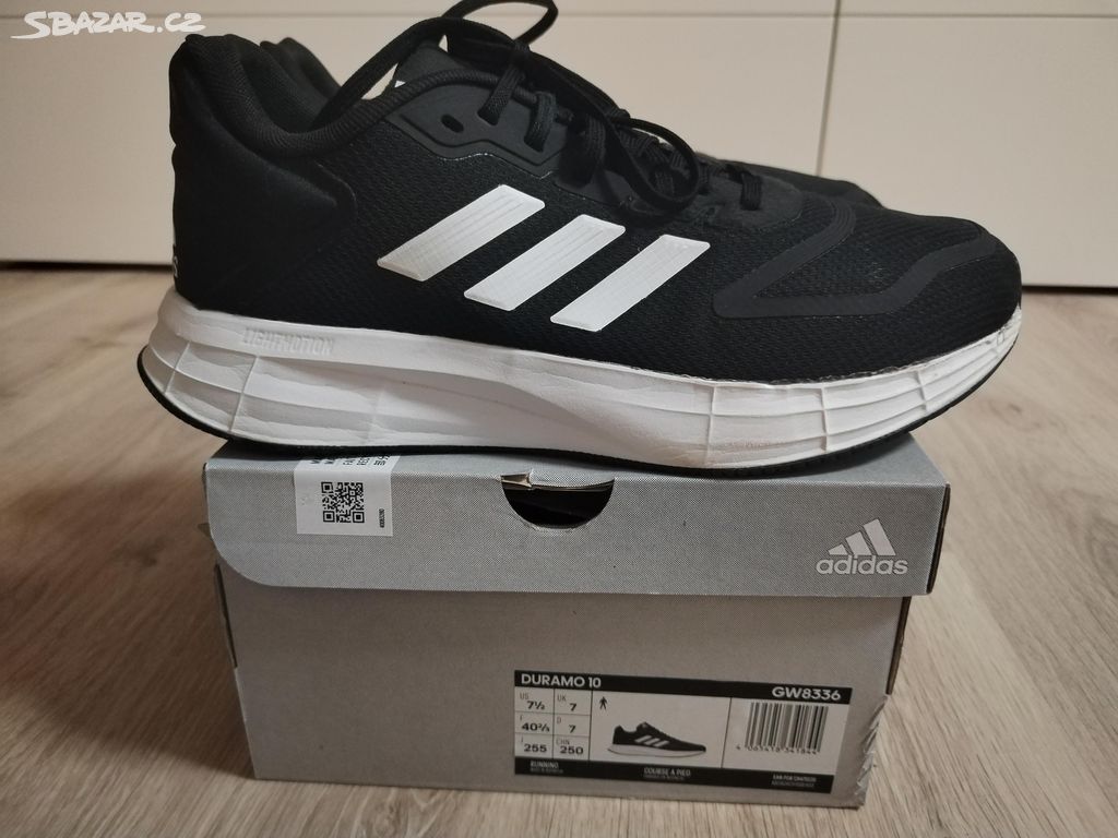 Pánské běžecké boty Adidas Duramo 10 vel UK 7