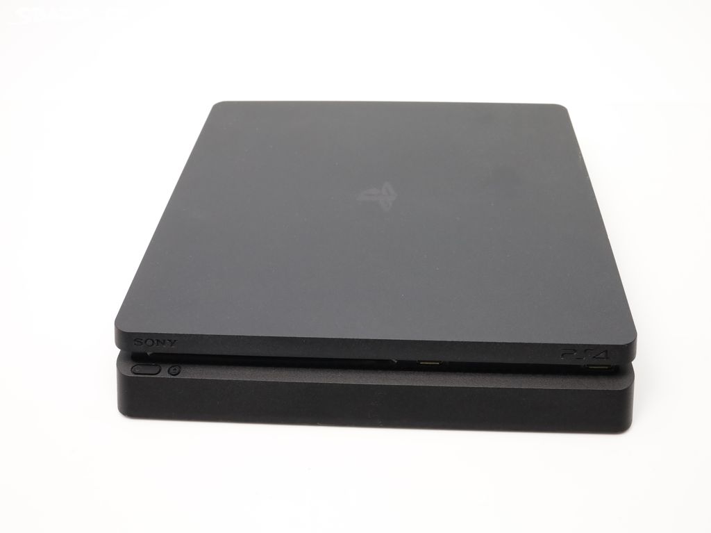 Sony PlayStation 4 slim 500GB + 1x hra, 1x ovladač