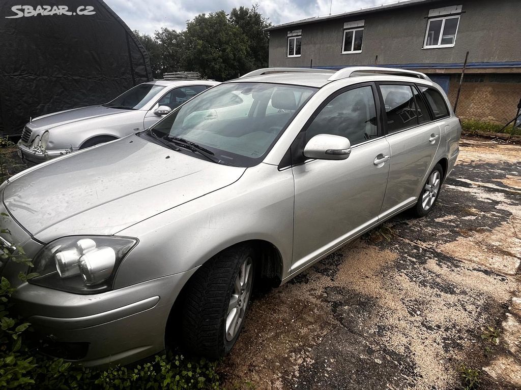 Toyota Avensis, AC Kombi