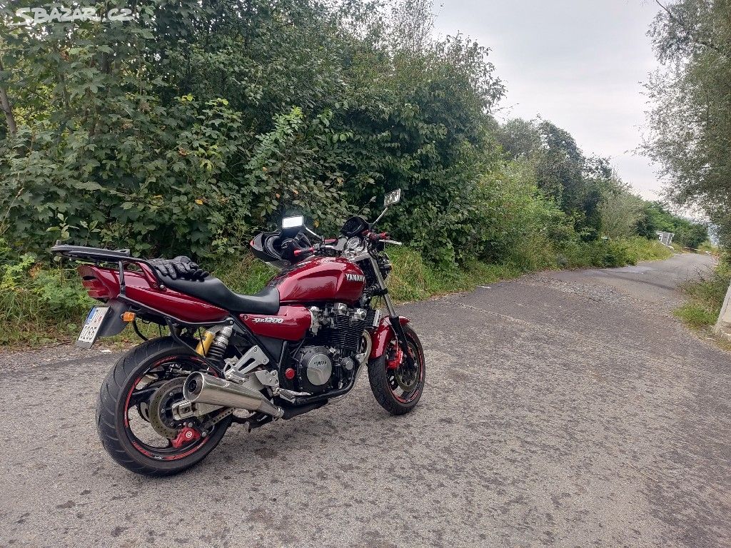 Yamaha xjr 1200