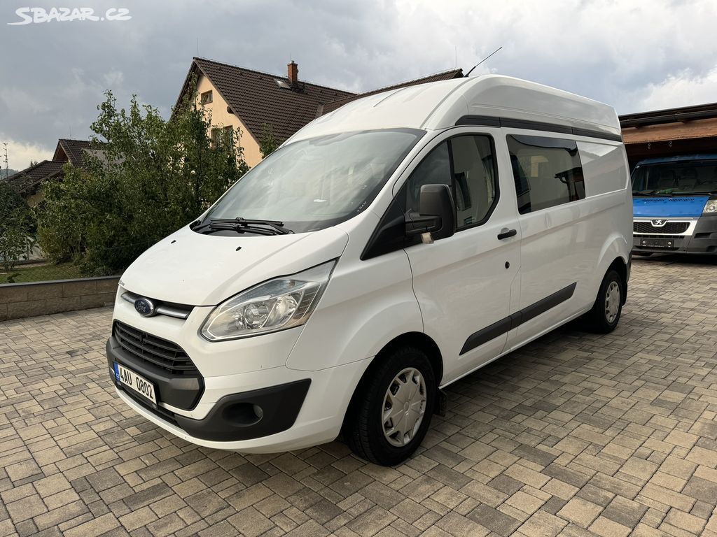 Ford Transit Custom 2.2 TDCi 6 míst