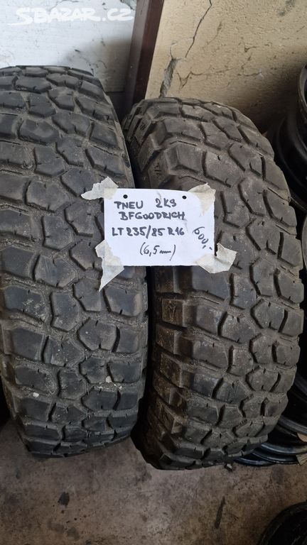 Prodám pneu BF Goodrich 235/85R16