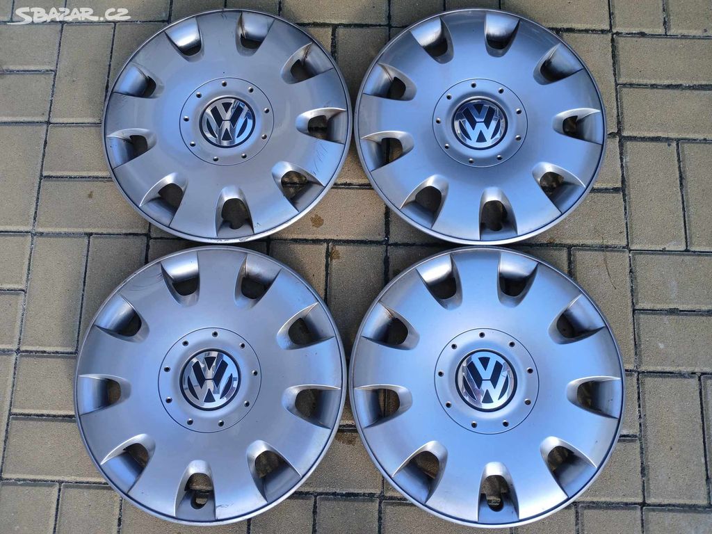 Kryty kol Volkswagen 15"