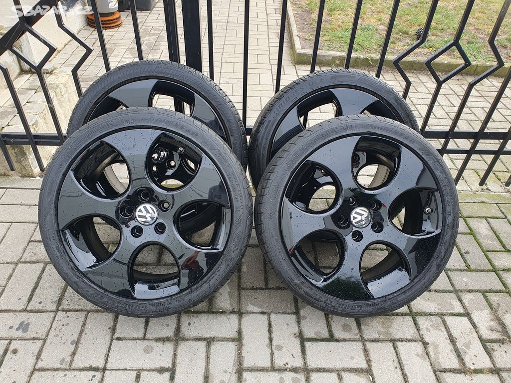 Alu kola 5x112 r18 7,5j et51 letni pneu 225/40/18