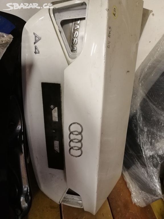 AUDI A4 8K, LIMUSINA , 8K5, VÍKO KUFRU