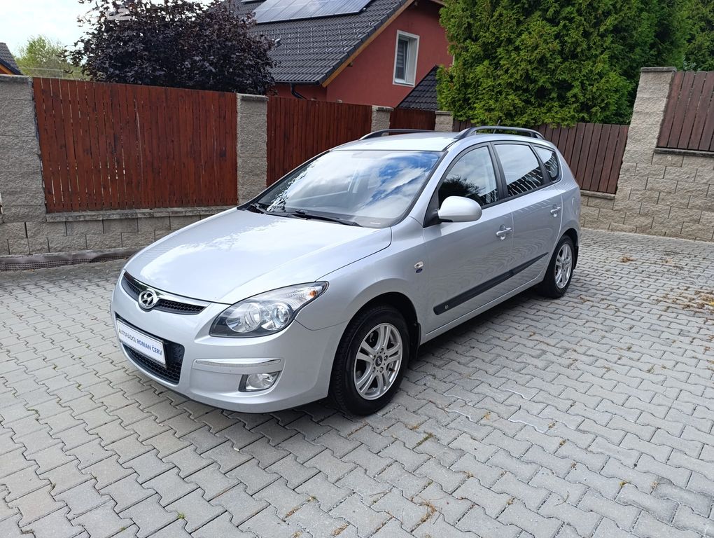 Hyundai i3O,2009,1.4i,1.maj,ČR,124 xxx km,záruka!