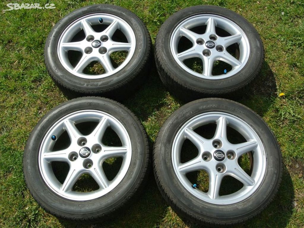 letní ALU komplet Nissan 16" 4x114,3 pneu 195/55