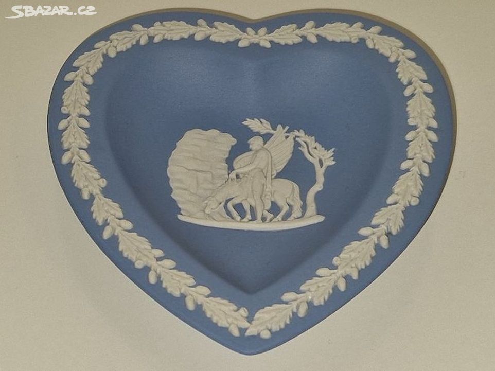 WEDGWOOD ENGLAND miska