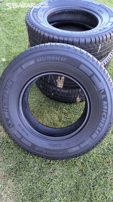 4ks letní pneu 225/75 R16CP Michelin