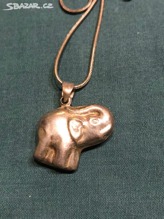 Starožitný náhrdelník 3D slon stříbro 925/1000