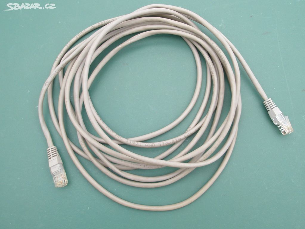 Síťový kabel UTP - 5 a 10 metrů, perfektní stav,