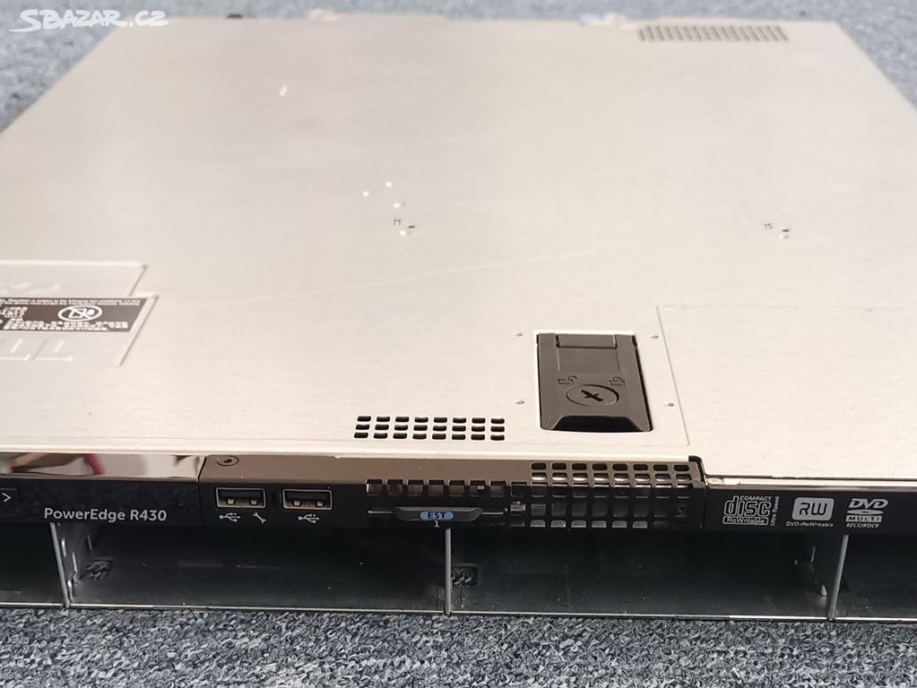 Dell PowerEdge R430, 64GB RAM (běžně 24 000 kč)