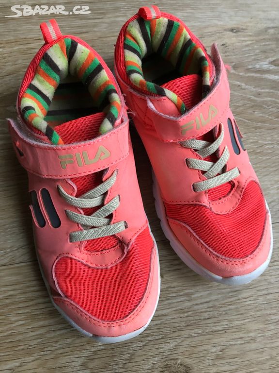 Fila fille top 29