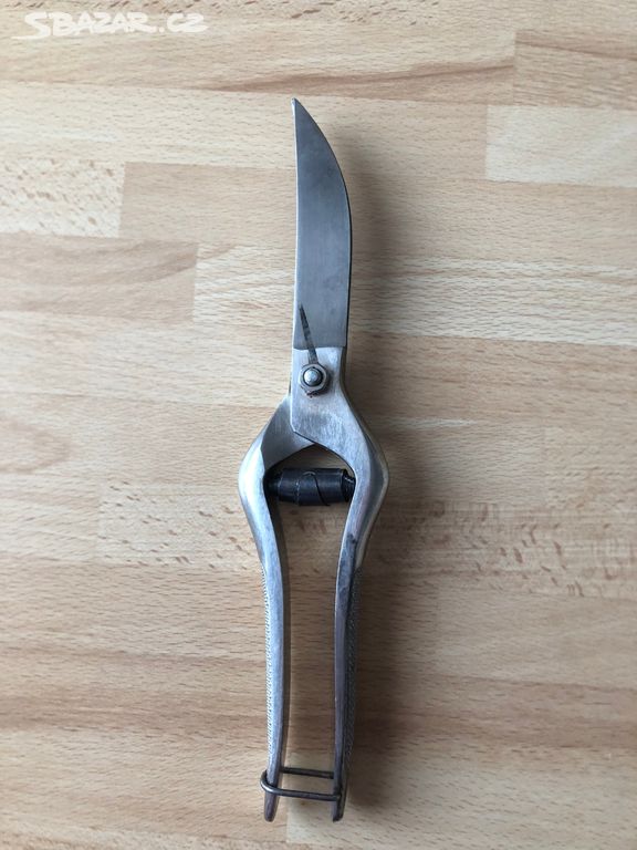 Prodám nůžky na drůbež - značka SANDRIK 24,5/10 cm