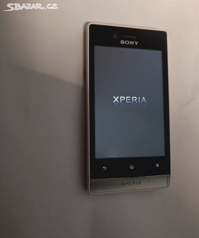 Mobilní telefon Sony Xperia Miro (ST23i)